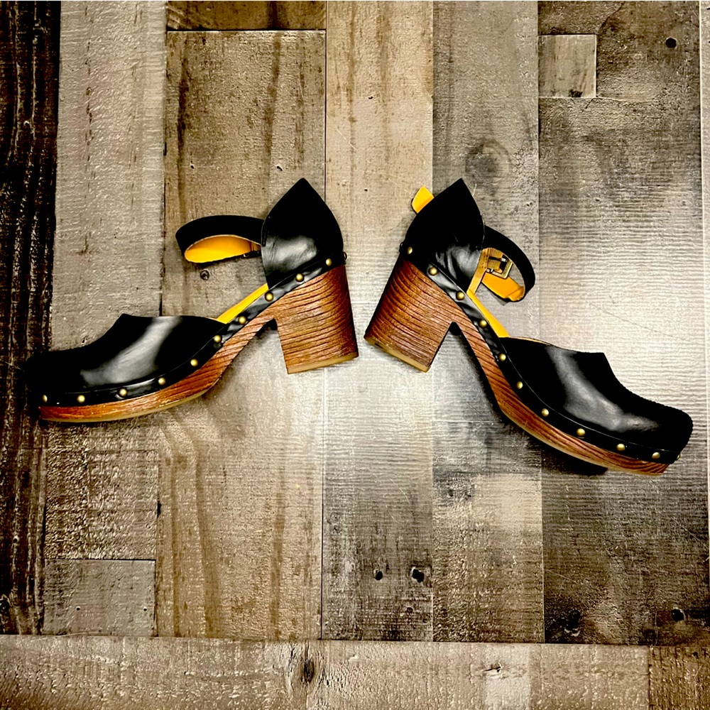 Korks by Kork-Ease Clogs